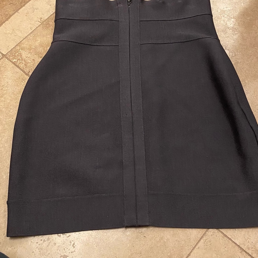 Herve Leger mini skirt - Picture 2 of 2
